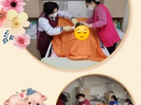 2���� ��.�̿��ϼ̾�..